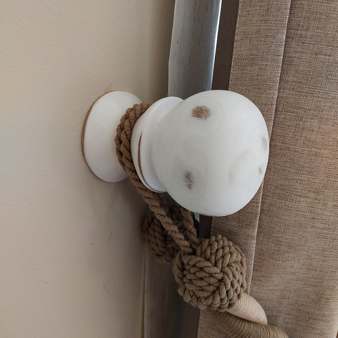 Romantic Curtain knobs
