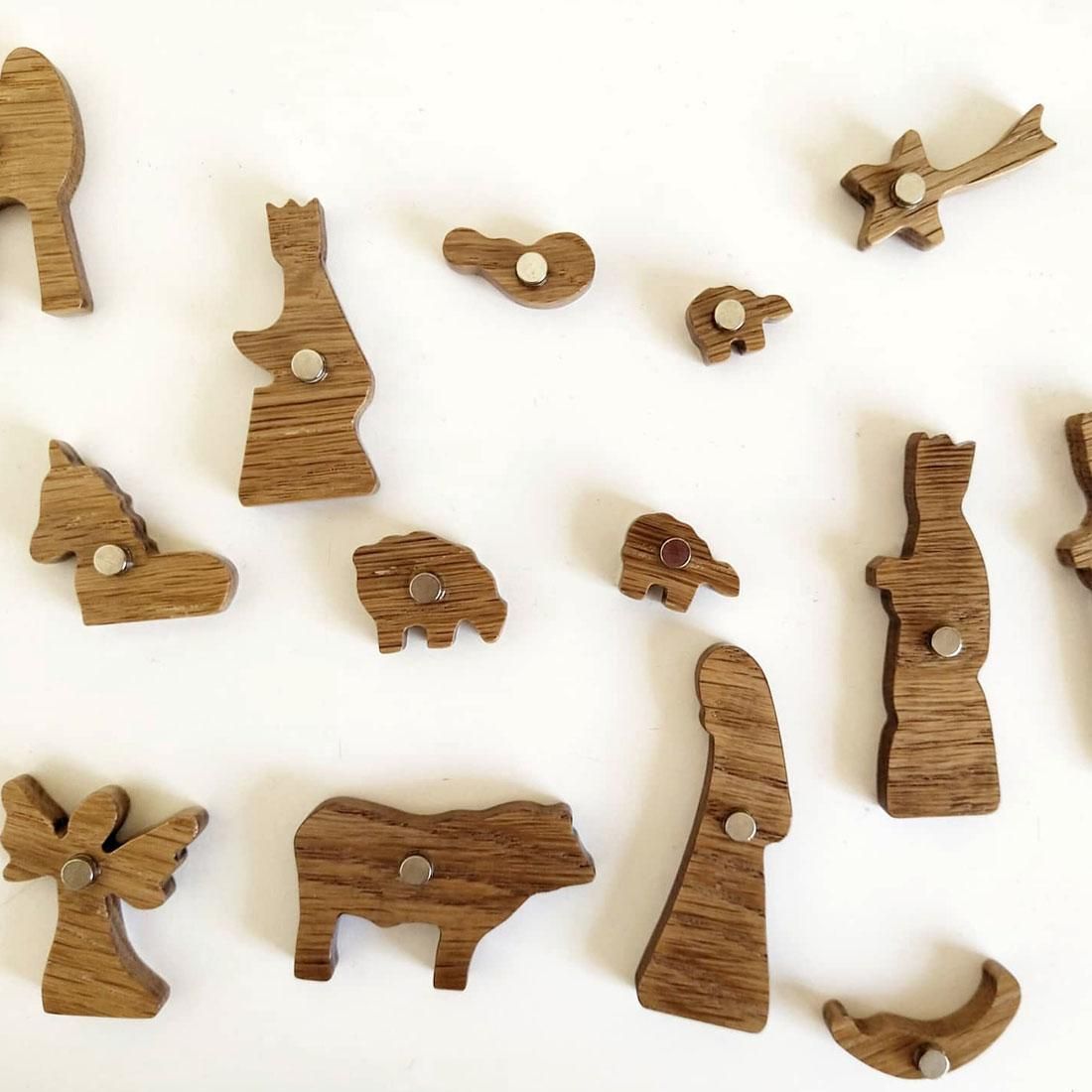 NATIVITY SCENE MAGNET SET