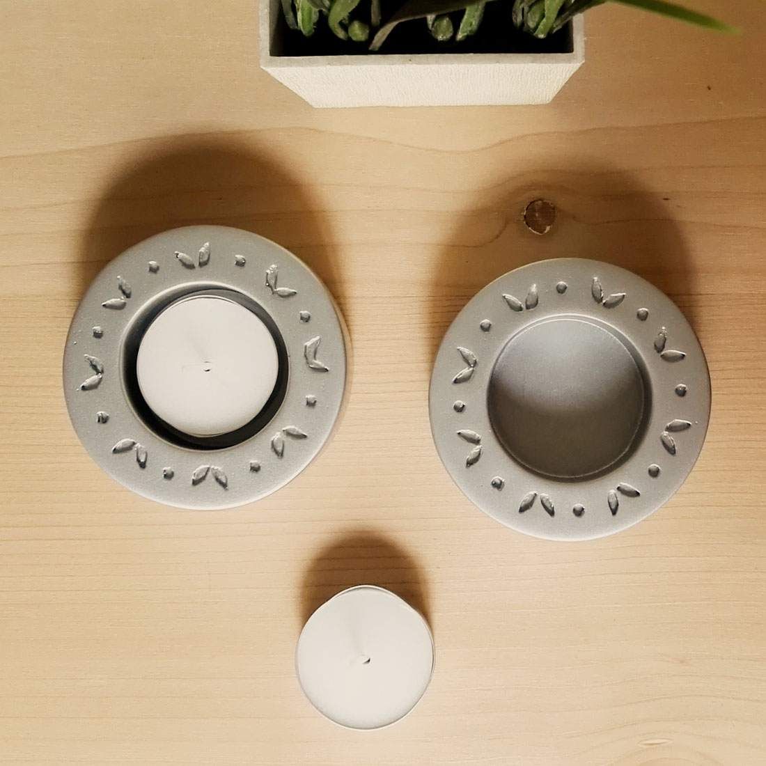 BISCUITS & LACE CANDLE LIGHTS