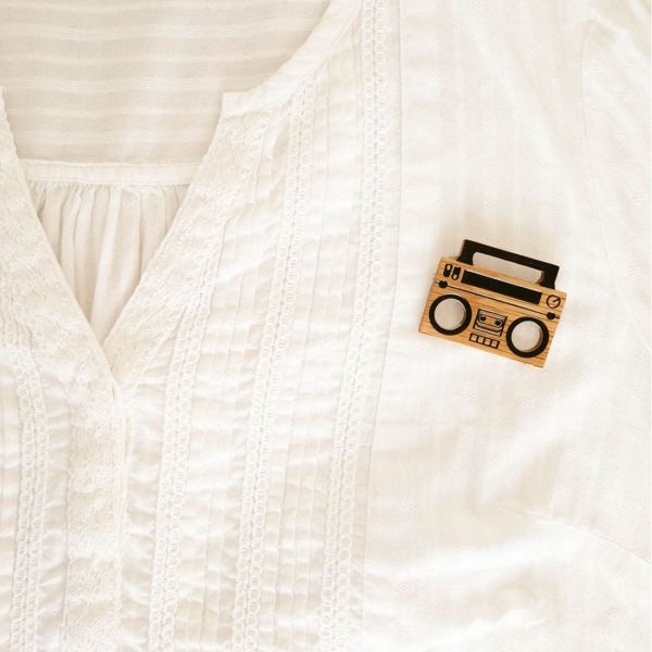 VINTAGE RADIO (BROOCH - KEY CHAIN - MAGNET)