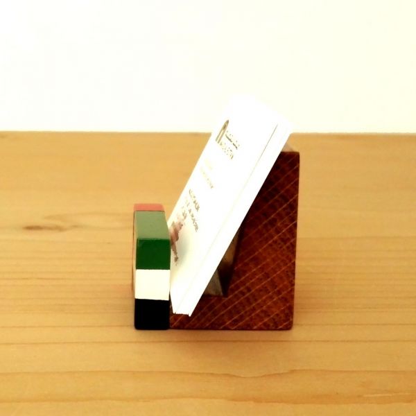 UAE BUSINESS CARD HOLDER